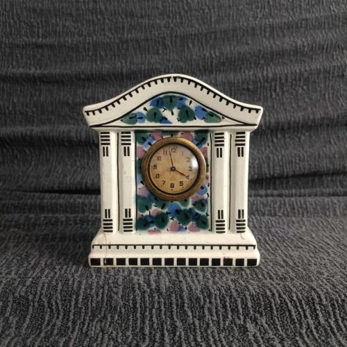 PETER marka kurmalı masa saati