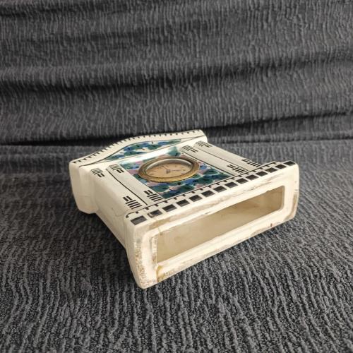 PETER marka kurmalı masa saati