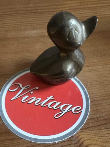 Vintage 1950'ler Alman tamamen dolu ağır Bronz Döküm – Yavru Ördek Figürin