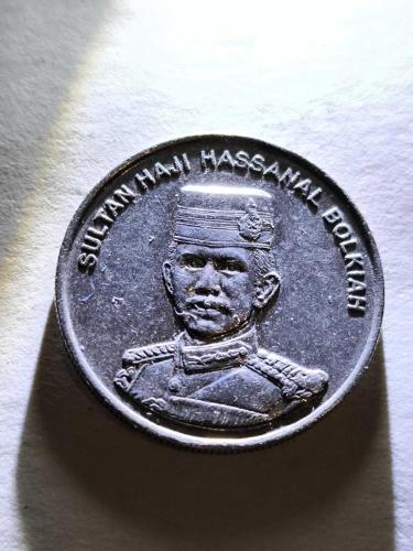 LOT.18 » Brunei Yabancı Madeni para iyi kondüsyondadır