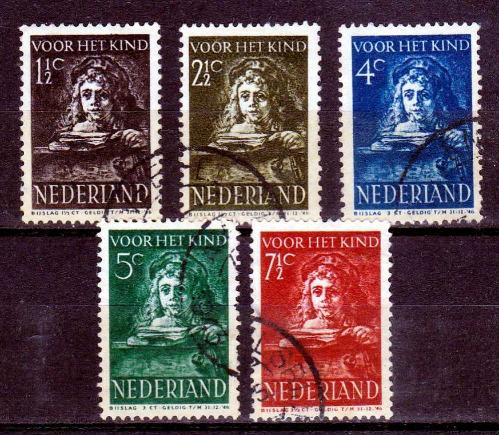 A.2308 1941 ÇOCUKLARA YARDIM   DAMGALI TAM SERİ HOLLANDA