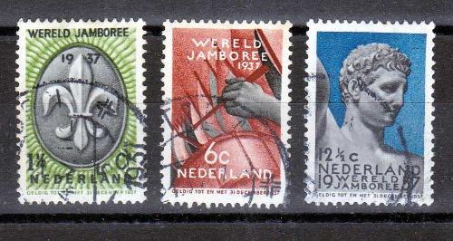 A.2318 1937 İZCİLİK  DAMGALI TAM SERİ HOLLANDA