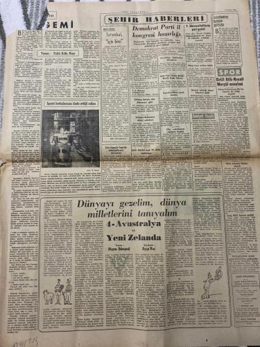 YENİ İSTANBUL GAZETESİ - DOĞUM GÜNÜ HEDİYESİ (TURKISH NEWSPAPPER) - 18 NİSAN 1951 - SADECE İKİ SAYFADIR -Falih Rıfkı Atay-Fuat Köprülü-Mac Arthur-Habib Edib-Piere Rémond-YENİ İSTANBUL-İngilterede neşredilen Beyaz Kitap ve Türkiye-Dışişleri Bakanlığında dünkü mühim toplantı-Bulgar Elçisinin garip seyahatleri-Müttefikler umumi taarruza geçtiler-Schuman Planı bugün imzalanıyor-Yeni İstanbulun Hediyeleri-Yakında-Bundan başka-Bu saatlerin arasında-Eğer bu kuralara girme şansını kaçırdıysanız-Büyük Britanya Komünist Çine stratejik madde gönderiyormuş-Atatürkü koruma tasarısı-1.000 Saat Kuramız-Gemi-Yeni gelişmeler ve Türkiye-Şehir Haberleri-Demokrat Parti il kongresi hazırlığı-T Üniversitesi ilmi geziye çıkarıyor-Gözümüze ilişen şeyler-Spor-Cemiyet Hayatı-Kısa Haberler-Dünyayı gezelim dünya milletlerini tanıyalım-4 Avustralya ve Yeni Zelanda