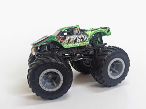 Hot Wheels Monster Trucks Leading Legends Snake Bite Car 5/5 - 2024