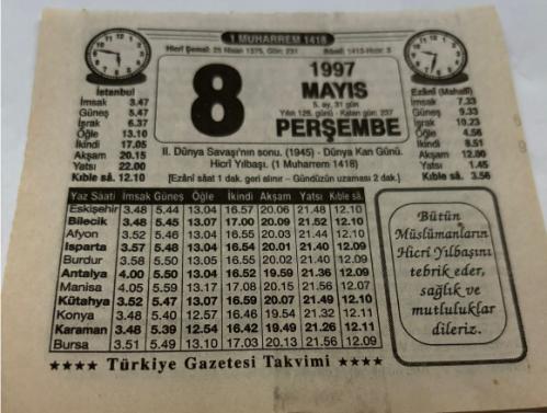 8 Mayıs 1997-Orijinal Takvim Yaprağı-Doğum Günü-Söz,Nişan,Nikâh,Düğün ve Önemli Günler Hediyesi-Türkiye Gazetesi Takvimi-Ayet,Hadis (Bütün Müslümanların Hicri Yılbaşını tebrik eder,sağlık ve mutlu yıllar dileriz)-II.Dünya Savaşı'nın Sonu(1945)-Ölüm Ani Gelir-II.Dünya Harbi'nin Sonu-Açıktan Beslenmeyin