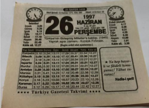 26 Haziran 1997-Orijinal Takvim Yaprağı-Doğum Günü-Söz,Nişan,Nikâh,Düğün ve Önemli Günler Hediyesi-Türkiye Gazetesi Takvimi-Ayet,Hadis (Hadis-i Şerif)-Türkiye'nin BM'ye katılışı(1945)-Cömertlik-Garip Bir Deney-Erkek:Serdar,Kız:Semra