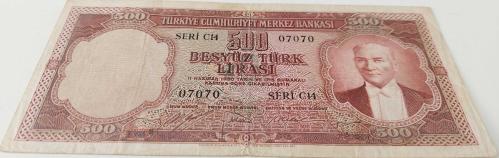 5.EMİSYON 1.TERTİP 500 TÜRK LİRASI KAĞIT PARA SERİ C14 07070 SERİ NOLU SERİNİN EN NADİRLERİNDENDİR NATUREL OLUP ÇOK ÇOK TEMİZDİR ÇOK NADİRDİR