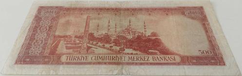 5.EMİSYON 1.TERTİP 500 TÜRK LİRASI KAĞIT PARA SERİ E10 00676 SERİ NOLU SERİNİN EN NADİRLERİNDENDİR NATUREL OLUP ÇOK ÇOK TEMİZDİR ÇOK NADİRDİR