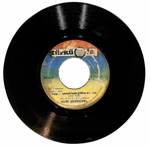 Nuri Sesigüzel – Bizim Göçler Şu Ellerde & Yaşım Onsekizde Gittim Askere Plak (10/6.5) PLK26934