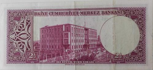 5.EMİSYON 1.TERTİP 2,5 İKİ BUÇUK TÜRK LİRASI SERİ İ7 35700 SERİ NUMARALI KAĞIT PARA NATÜREL ÇOK ÇOK TEMİZ EN NADİRİ