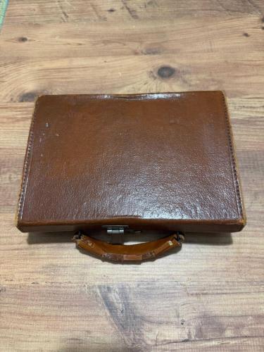 Vintage Kahverengi Takı Aksesuar Çantası  Nostaljik, retro görünümlü, deri dokulu dış kaplama. 26x18x 7 cm