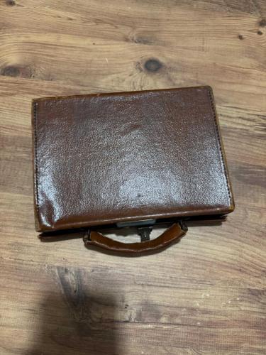 Vintage Kahverengi Takı Aksesuar Çantası  Nostaljik, retro görünümlü, deri dokulu dış kaplama. 26x18x 7 cm