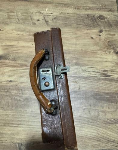 Vintage Kahverengi Takı Aksesuar Çantası  Nostaljik, retro görünümlü, deri dokulu dış kaplama. 26x18x 7 cm