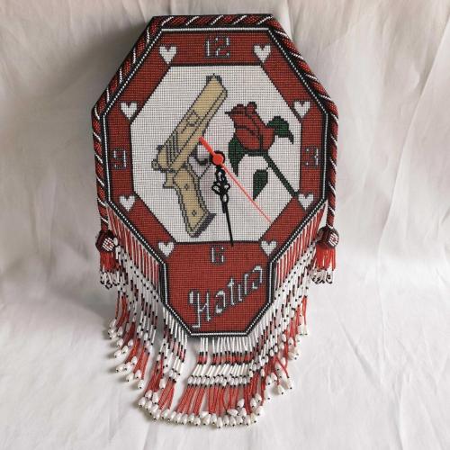 Cezaevi İşi El Örme Boncuklu Duvar Saati