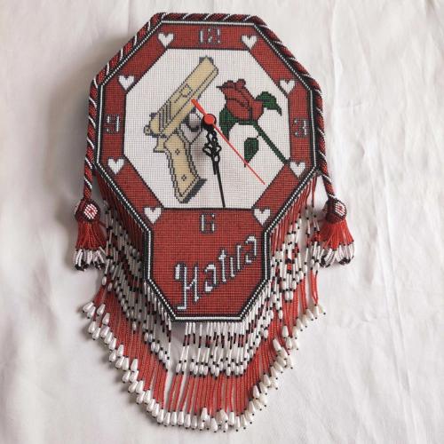 Cezaevi İşi El Örme Boncuklu Duvar Saati