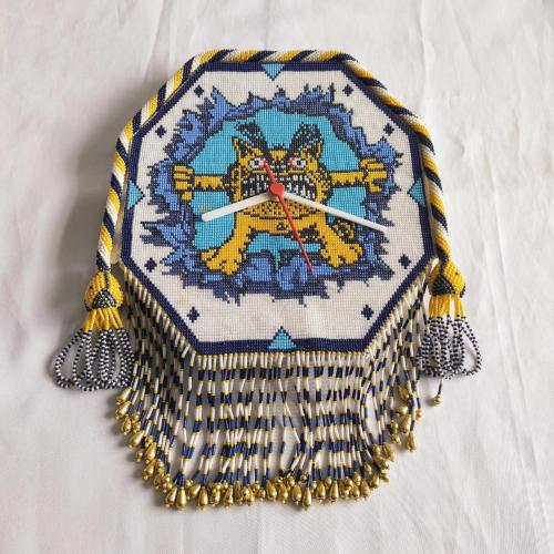 Cezaevi İşi El Örme Boncuklu Duvar Saati ( Kötü Kedi Şerafettin )