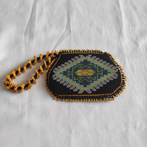 Cezaevi İşi Boncuk Örme Kilim Motifli Kadın Cüzdanı