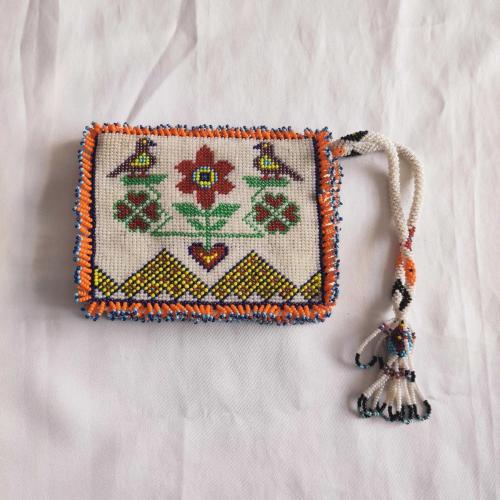 Cezaevi İşi Boncuk Örme Kuş, Çiçek Motifli Kadın Cüzdanı