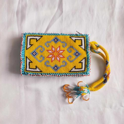 Cezaevi İşi Boncuk Örme Halı Deseni Motifli Kadın Cüzdanı -2