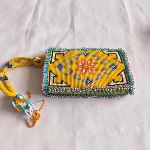 Cezaevi İşi Boncuk Örme Halı Deseni Motifli Kadın Cüzdanı -2