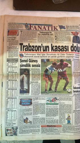 FANATİK SPOR GAZETESİ - TURKISH NEWSPAPER - DOĞUM GÜNÜ HEDİYESİ  - EKSİKSİZ TAM TAKIM GAZETE - 1 KASIM 1996 CUMA - SAYI: 347 - ALİ SAMİ YEN - RİCARDO GOMEZ - FATİH TERİM - RAİ - LEONARDO - DELY VALDES - LOKO - HAYRETTİN - BÜLENT - VEDAT - ÖMİT - HAGİ - ARİF - B. HAKAN - NECİL ÜLGEN - CAN UYGUC - İSMET TONGO - TEMEL ÖZALAK - OĞUZ DİZER - MUSTAFA OKTAY - EROL DEMİRKOL - AZİZ UZUN - MURAD SEZER - VEDAT DANACU - CENGİZ KAPTAN - GERÇEK SPOR GAZETESİ - FANATİK - HÜSRAN GECESİ - ACEMİLER MANGASI - TERİM'İN TAKTİĞİ - SENFONİDEN KAKAFONİYE - CUP WINNERS - MİLLİ TAKIMIMIZ'DAN SONRA - PARİS'TE İKİNCİ HÜSRAN - DÜŞMEYEN KAZANDI - CİM BOM BAŞKA BAHARA - HAGİ'YE ADIM ATTIRMADILAR - MAÇ ÖNCESİ ARBEDE ÇIKTI - PARİS'TE 'FARKLI' TANGO - GOLLER YAĞMUR GİBİ - TARAFTARA YAZIK OLDU - BASİT HATALAR - SLOVAK HAKEM ÇILDIRTTI - GALATASARAY - PARİS SAİNT GERMAİN - PARİS SAİNT GERMAİN 4-0 GALATASARAY