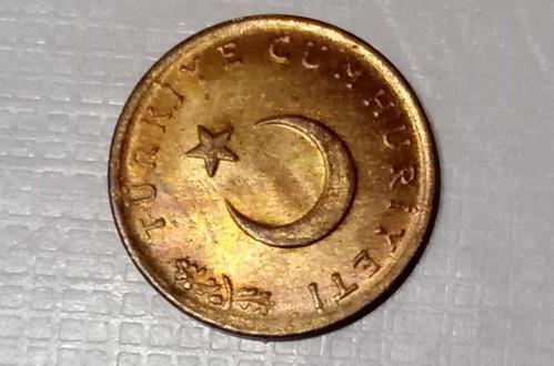 TÜRKİYE CUMHURİYETİ 1968 1 KURUŞ ( ÇİL)