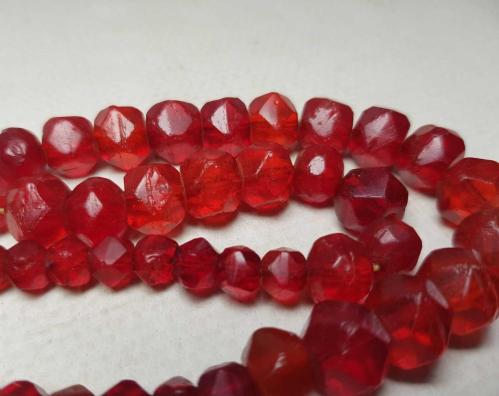 OSMANLI DÖNEMİ BEYKOZ İŞİ CAM GERDANLIK