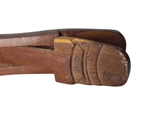 OSMANLICA YAZILI AHŞAP KUYUMCU TERAZİSİ