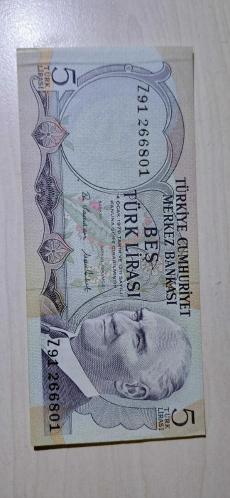 NADİR 6. EMİSYON Z91 5 LİRA ÇİL (SADECE KAĞIT SIKIŞMASI VAR BASIM ESNADINDA OLUŞMUŞ)