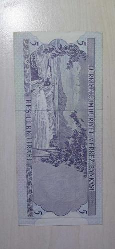 NADİR 6. EMİSYON Z91 5 LİRA ÇİL (SADECE KAĞIT SIKIŞMASI VAR BASIM ESNADINDA OLUŞMUŞ)