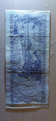 NADİR 6. EMİSYON Z91 5 LİRA ÇİL (SADECE KAĞIT SIKIŞMASI VAR BASIM ESNADINDA OLUŞMUŞ)