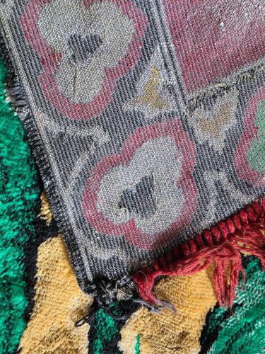 Antika Duvar Halısı KAPLAN AİLESİ TEMALI NADİR MODEL 110X160 CM