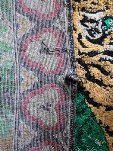 Antika Duvar Halısı KAPLAN AİLESİ TEMALI NADİR MODEL 110X160 CM