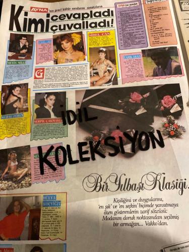 AYNA AKTÜELİTE VE MAGAZİN GAZETESİ - DOĞUM GÜNÜ HEDİYESİ (TURKİSH - NEWSPAPER) - 24 ARALIK 1986 - SAYI : 46 - TAM TAKIM 8 SAYFADIR -Deniz Akbulut-Muazzez Abacı-Emel Sayın-David Younes-Ajda Pekkan-Nadja Smolik-Yasemin Koşal-Hakan Ural-Ersan Erdur-Perihan Sözen-Sibel Turnagöl-Meral Zeren-Serpil Çakmaklı-Sevtap Parman-Hülya Koçyiğit-Selahattin Alpay-Mehmet Akif Ersoy-Zeki Aydın-Münir Nurettin Selçuk-Mehmet Ali Ağca-Metin Milli-Yüksel Üzel-Sibel Can-Meral Zeren-Serpil Çakmaklı-Tarık Akan-Hülya Sözen-Hülya Koçyiğit-Ferhan Şensoy-Derya Baykal-Rasim Öztekin-Bülent Kayabaş-Sevil Üstekin-Merih Fırat-Ümit Besen-Mehmet Akif Ersoy-Zeki Ökten-Papandreu-Mehmet Ali Ağca-İsmail Bey