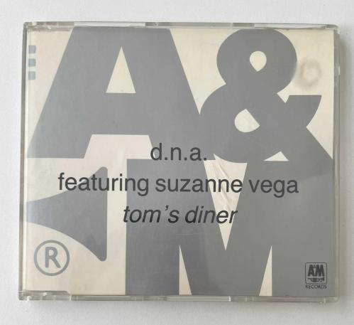 SUZANNE VEGA FEATURING DNA * TOM'S DINER * 1990 * SINGLE CD