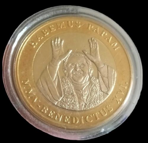 Vatikan Papa 16.Benedict Hatıra Madalyon 35mm 20gr kapsülünde