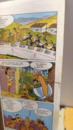 Asteriks 9 - Asteriks Korsika'da