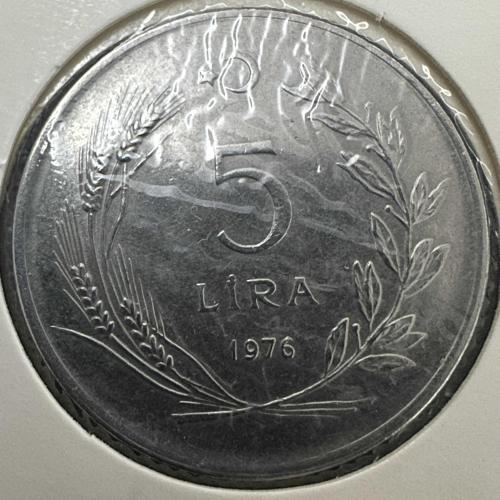 Türkiye 5 Lira 1976. Karton Kapamasında.