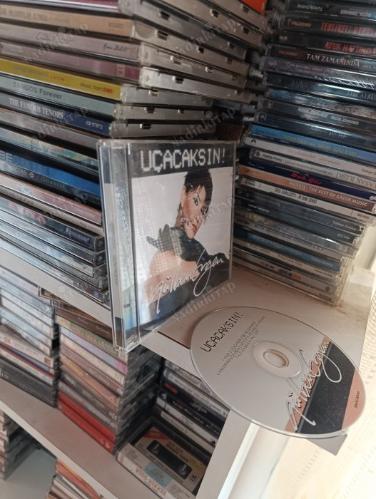 GÜLBEN ERGEN - UÇACAKSIN ( CD ) MÜZİK ön kartonet fotokop