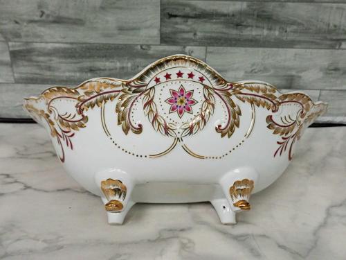 Antika Formunda, Altın Yaldızlı ve Floral Motifli Avrupa Porselen Sunumluk