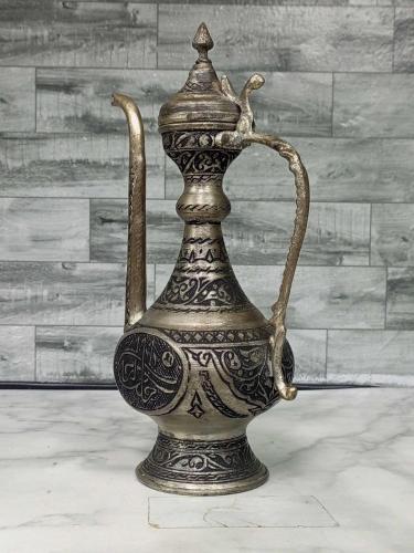 Eskilerden Antika Değerinde Osmanlı Tuğralı ve Muazzam Kalem İşçilikli Bakır İbrik