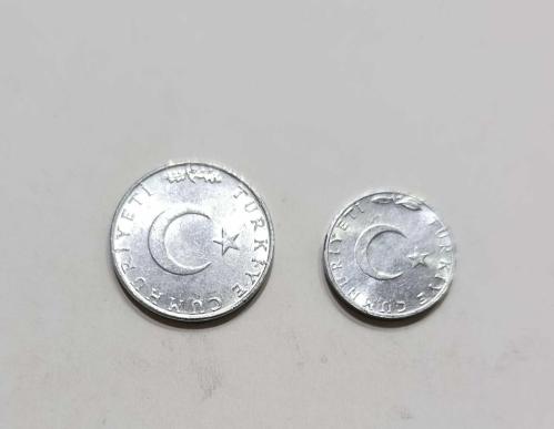 1975 YILI ORJİNAL 5 VE 10 KURUŞ KUSURSUZ ÇİL KONDİSYONDA