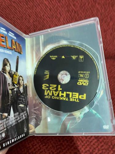METRODAN KAÇIŞ - ZAMAN TÜKENİYOR ( 2 DVD ) TÜRKÇE