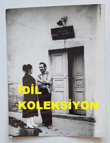 YILDIRIM GENCER'İN ORİJİNAL FOTOĞRAFI - 20 x 15 cm EBADINDA - YILDIRIM GENCER, ÇATALCA CEZA ve TEVKİF EVİ'NDEYKEN ÇEKİLMİŞ BİR KARE