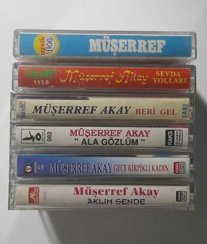 6 ADET MÜŞERREF AKAY KASETİ