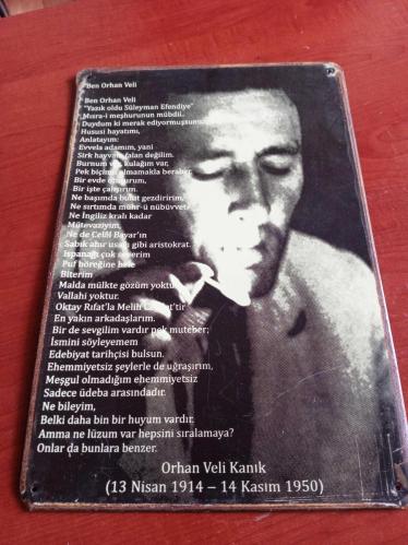Teneke tabela  üzerine Orhan Veli Kanık şiiri ve resmi serigrafi baskı  30x20 cm