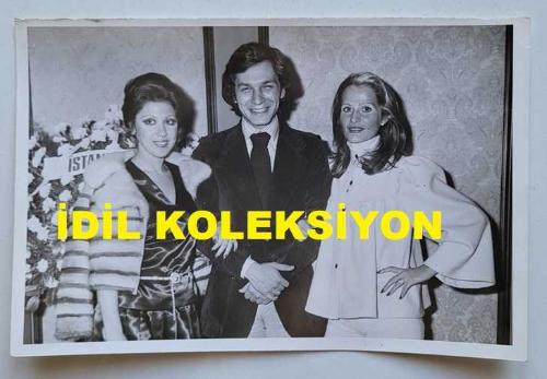 NEBAHAT ÇEHRE'NİN ORİJİNAL FOTOĞRAFI - 18 x 12 cm EBADINDA - NEBAHAT ÇEHRE ve MUZAFFER DEMİR AYNI KAREDELER