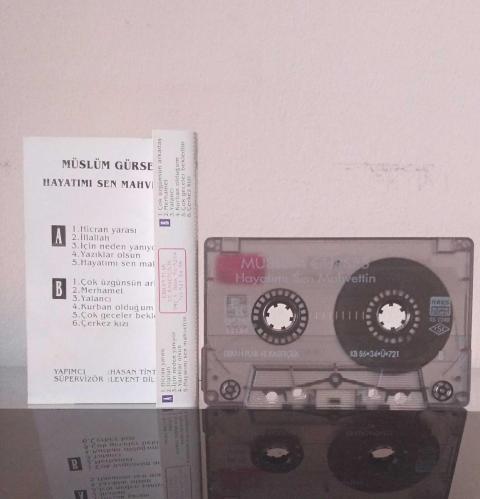 Müslüm Gürses - Hayatımı Sen Mahvettin