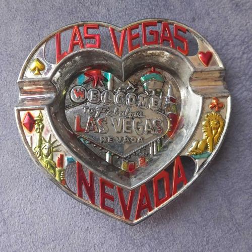 LAS VEGAS  NEVADA TEMALI METAL KÜL TABLASI. FOTOĞRAFTA GÖRÜLDÜĞÜ GİBİDİR KOLEKSİYONLUK NADİR
