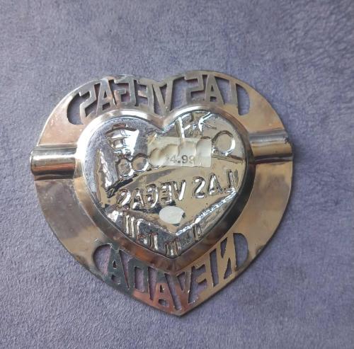 LAS VEGAS  NEVADA TEMALI METAL KÜL TABLASI. FOTOĞRAFTA GÖRÜLDÜĞÜ GİBİDİR KOLEKSİYONLUK NADİR